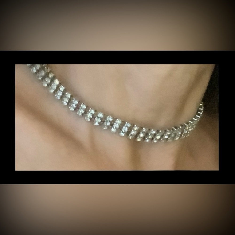 Three strand rhinestone collar. Not just evening wear. Daytime screams bling 🤩